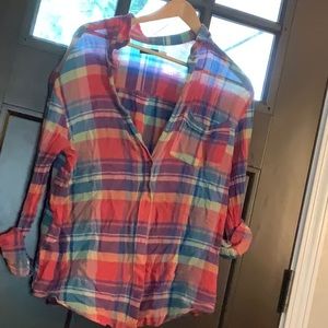 Bdg button up